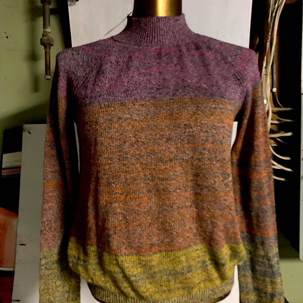 Sweater new